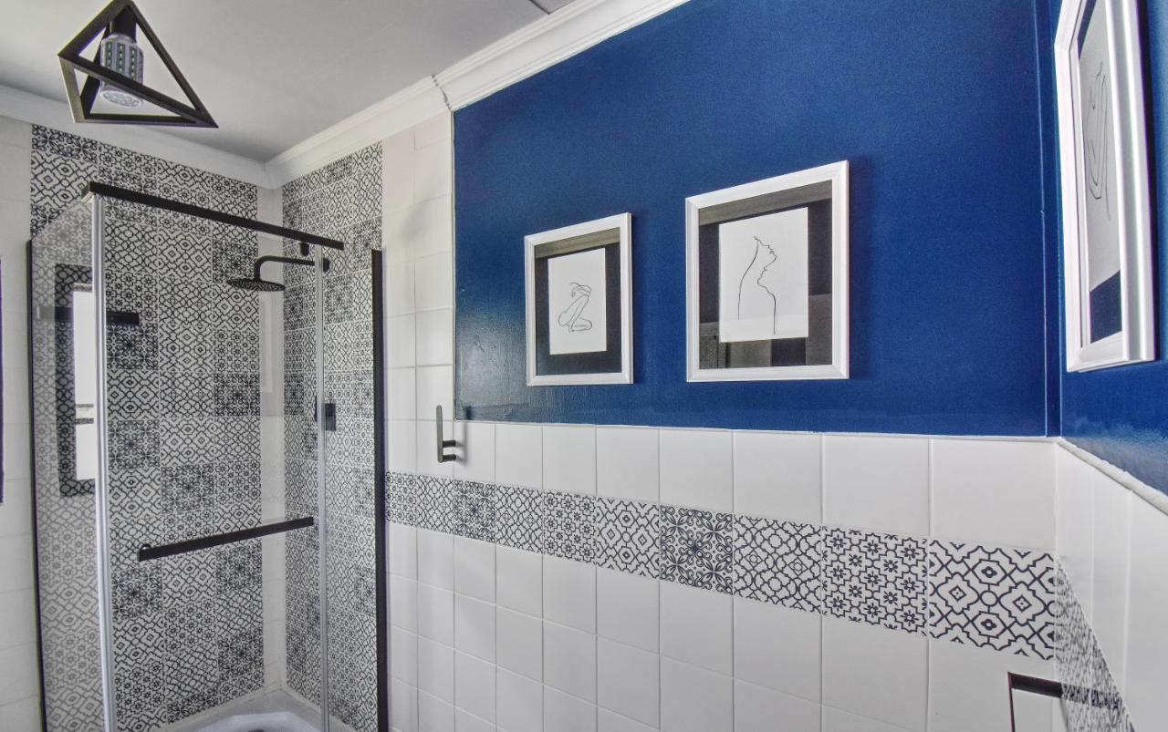Вилла Golden View Luxury Self Catering Кларенс Экстерьер фото