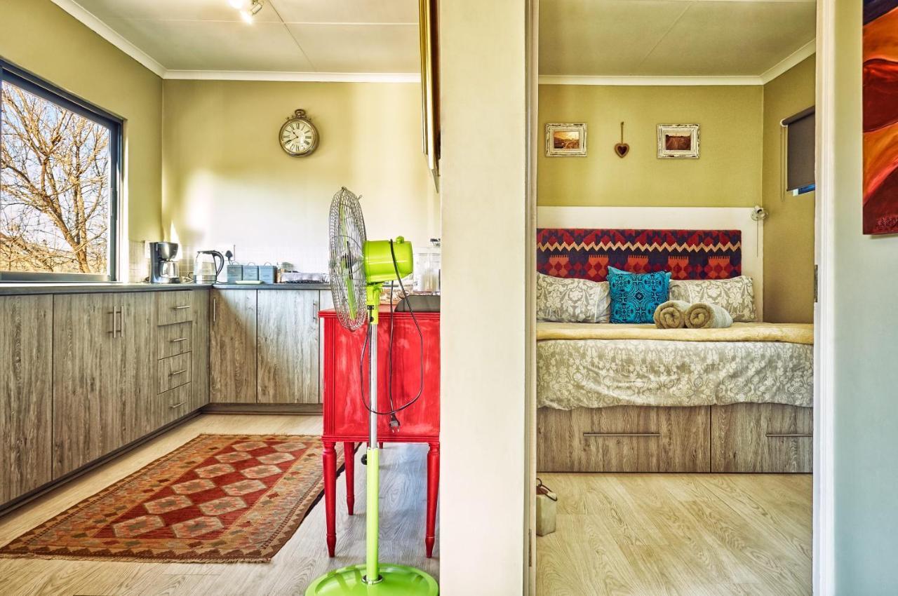 Вилла Golden View Luxury Self Catering Кларенс Экстерьер фото