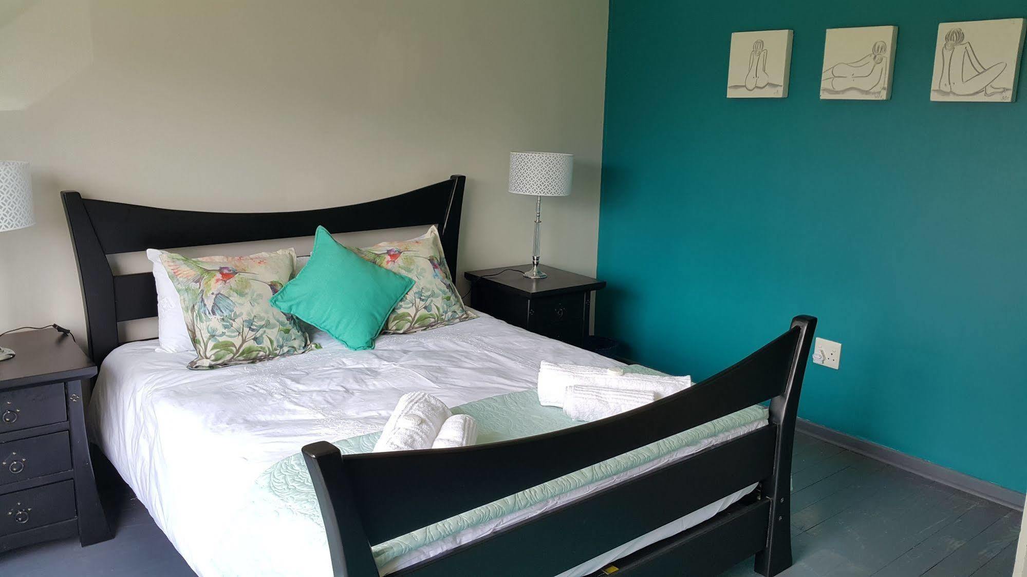 Вилла Golden View Luxury Self Catering Кларенс Экстерьер фото