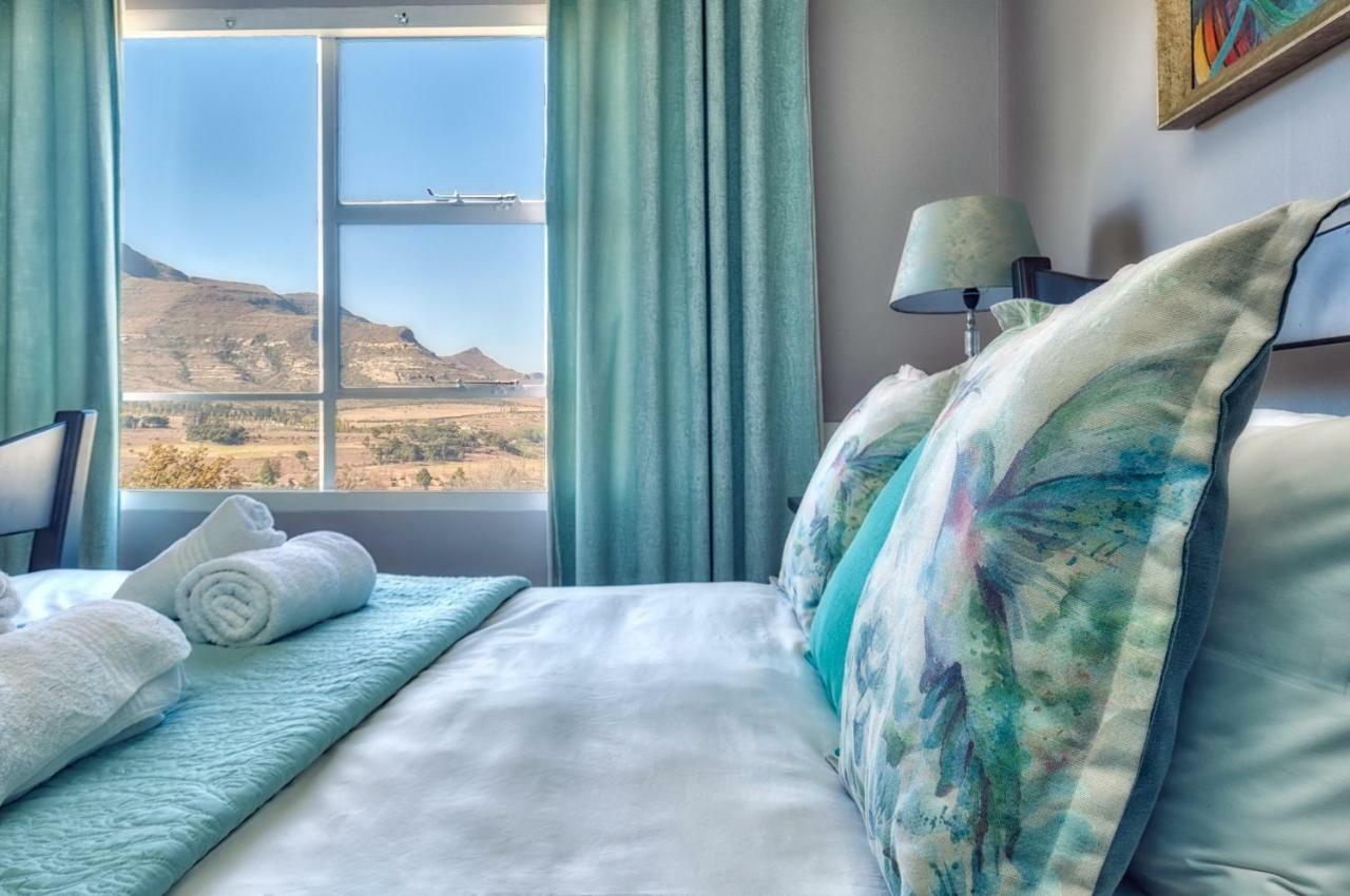 Вилла Golden View Luxury Self Catering Кларенс Экстерьер фото